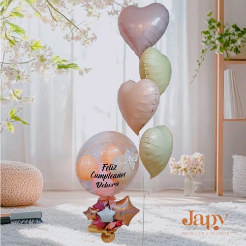 Arreglo de globo con helio + arreglo de mesa personalizado